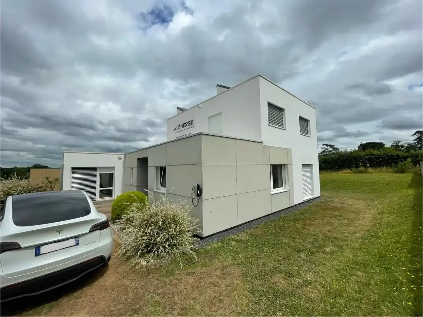 Ravalement de façade pour ces bureaux 